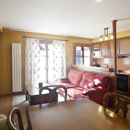 Apartamentos El Rincon De Benas Benasque Ngoại thất bức ảnh